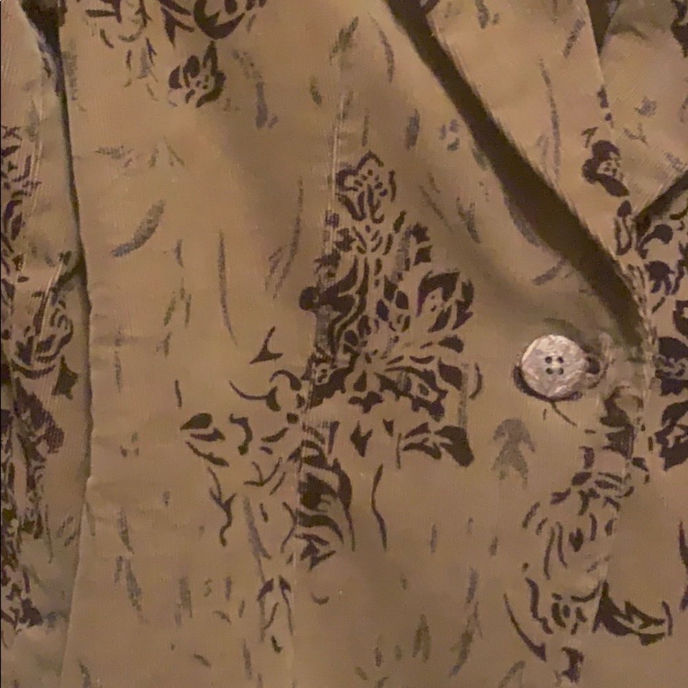 Blazer - Picture 2 of 3